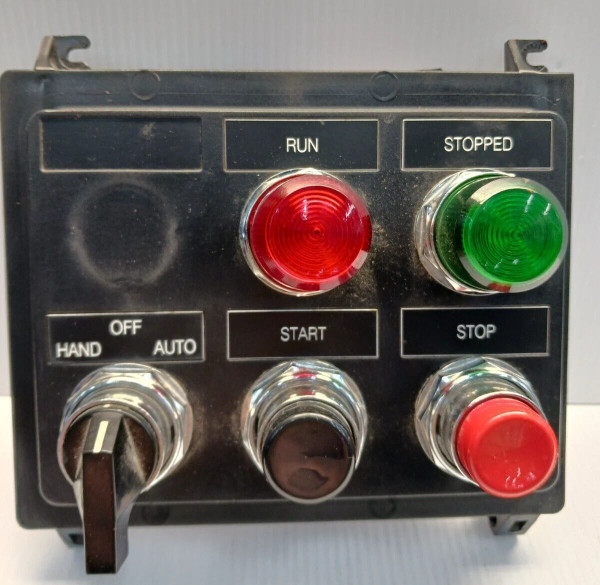 EATON 2100 MCC BUCKET CONTROL STATION HOA START/STOP PUSHBUTTON RUN/STOP LIGHT