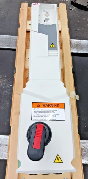 New ABB ACS580-01-023A-4 AC Drive 15 HP ACS580-0p-023A-4+F255+K490 No Keypad