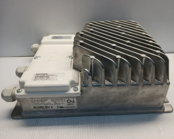 NEW OJ ELECTRONICS 5.5 KW 7.4 HP FREQUENCY CONVERTER VENTILIATION DV-3055 480 V
