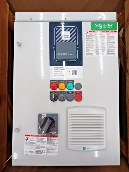 New Square D / Schneider 5 HP AC VFD Drive 460 VAC 3 Phase ATU660U40T4N2AAWBBJF