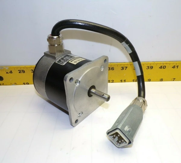 PHYTRON HYBRID STEPPER MOTOR 2 Ø 6 PIN MALE CONNECTOR ZSH 87/1.200.7 / 10000956