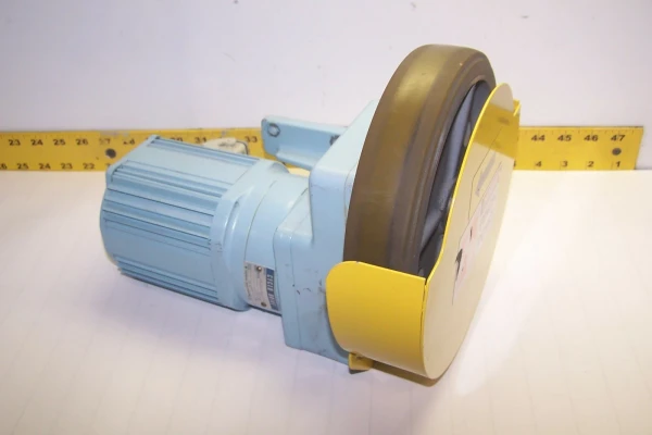 SUMITOMO 1/8 HP CYCLO DRIVE INDUCTION MOTOR 1710 / 1730 RPM GNHM01-5075-N-51