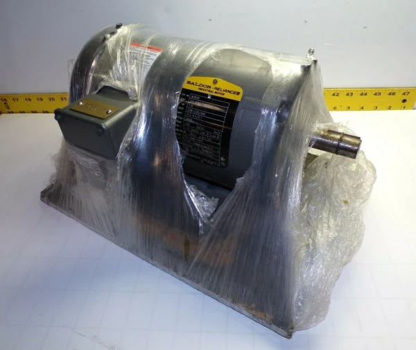 NEW BALDOR 1.5 HP AC ELECTRIC MOTOR 208-230/460 VAC 182 FRAME 3 PHASE M3605