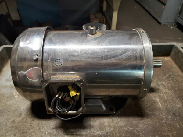 CONNEX GATOR 3 HP STAINLESS ELECTRIC MOTOR 208-230/460V 1765 RPM 182TC FRAME 3 Ø