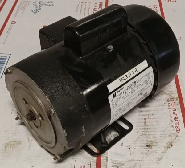 MAGNETEK 8184007-20 1/2 HP AC MOTOR 115/230 VAC 1Ø 1725 RPM 56Y FRAME TE