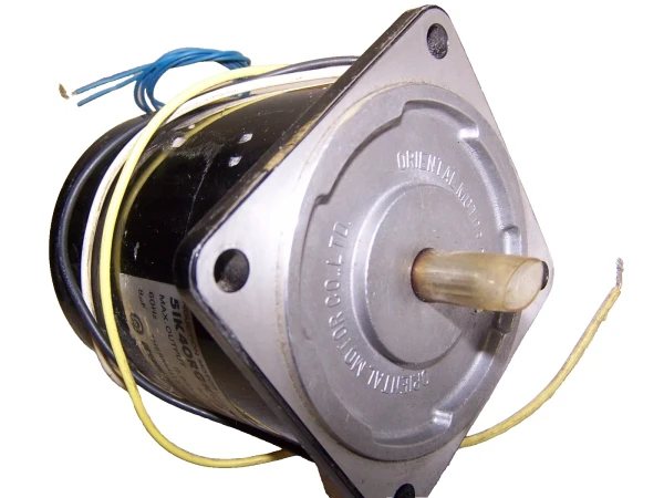 ORIENTAL INDUCTION MOTOR 40 WATT 115 V .83 AMP 4P 8µF 5IK40RGK-AA