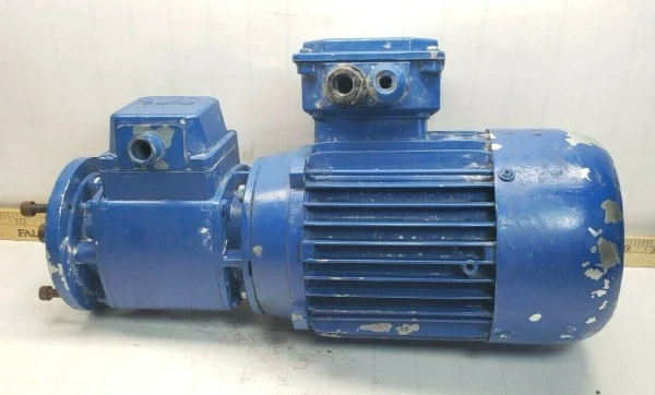 SIMPLATROLL .45 KW ELECTRIC MOTOR M-71-B4 W/ LENZE CLUTCH BRAKE 14.800.06.10.4