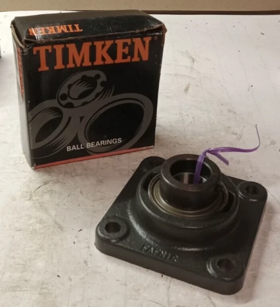 NEW TIMKEN FAFNIR 4-BOLT FLANGE MOUNT BALL BEARING VCJ1 1/8