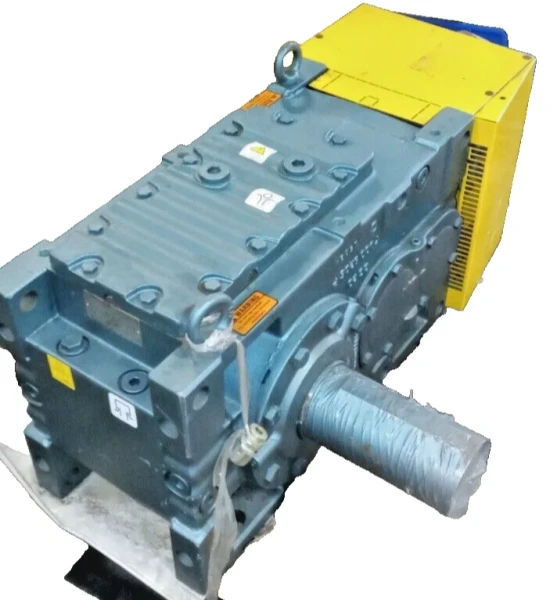 New Sew-Eurodrive Gear Speed Reducer 14.76:1 Ratio 1750 RPM MC3RLSF04