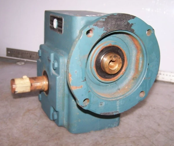 NEW DODGE TIGEAR 15:1 GEAR REDUCER 2.24 HP 1750 RPM 1030 TORQUE MR94668 8 VZ