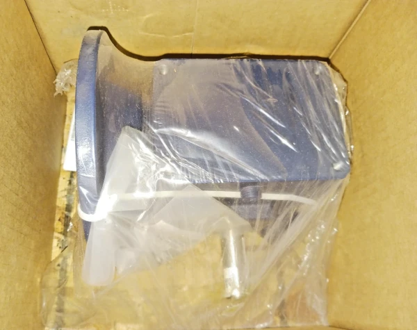 New Grove 20:1 Ratio Gear Reducer 56 Frame Torque 518 In-Lbs GR-TMQ-815-20-R-56