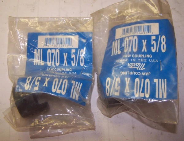 2) NEW MARTIN JAW COUPLING 3/16 X 3/32 KEYWAY ML070 5/8 BORE LOT OF 2