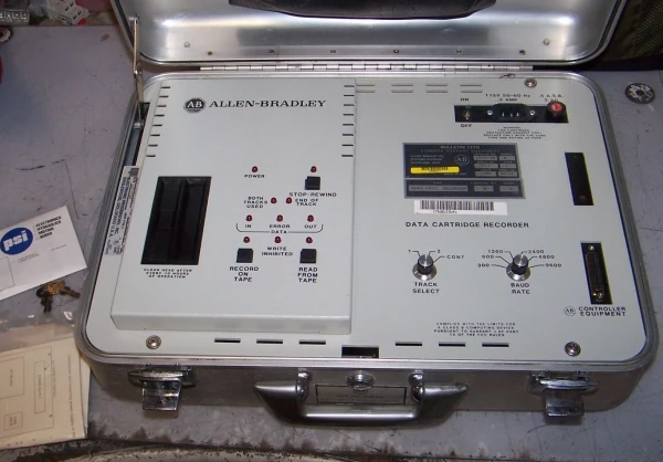 NEW ALLEN BRADLEY 1770-SB DATA CARTRIDGE RECORDER 115 VAC .3 AMP