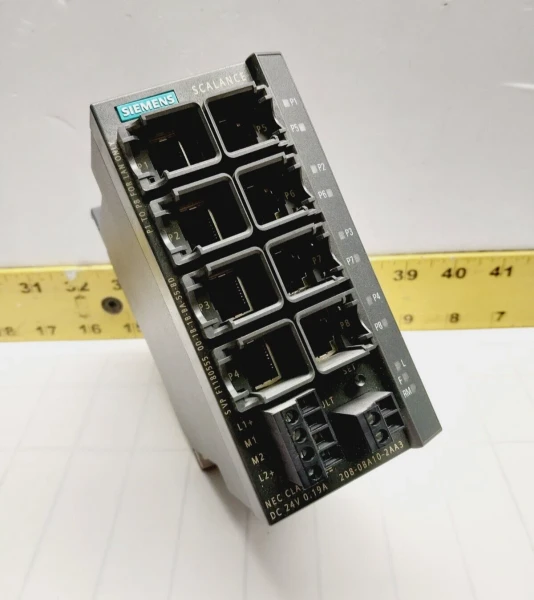 SIEMENS SIMATIC NET INDUSTRIAL ETHERNET SWITCH 6GK5208-0BA10-2AA3