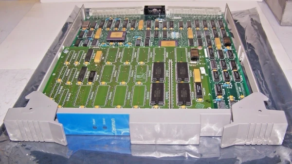 New Honeywell 51303976-400 Communication Board With Honeywell 51304042-100