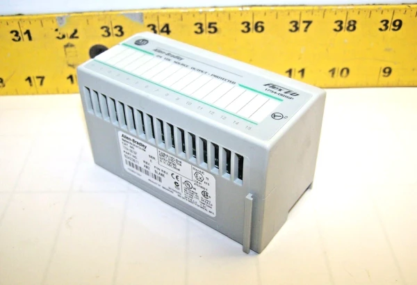 Allen-Bradley Flex I/O Source Output Module 1794-OB16P Ser. A Part # 92423671
