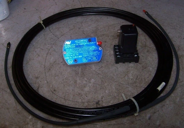 NEW AW COMPANY FOP-30 FIBER OPTIC TRANSMITTER W/ OPTV-20 RELAY & FIBER CABLE