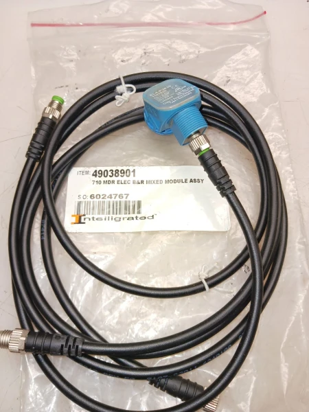 NEW SICK EL4-P2638 RETRO-REFLECTIVE SENSOR 4 PIN 1047826 WITH CABLE