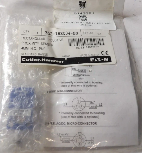 NEW EATON 4 MM N.O. RECTANGULAR INDUCTIVE PROXIMITY SENSOR E52-18RU04-BN