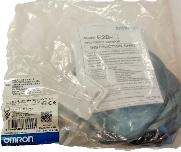 NEW OMRON PROXIMITY SENSOR 200 mA E2B-M18KS05-WP-C1
