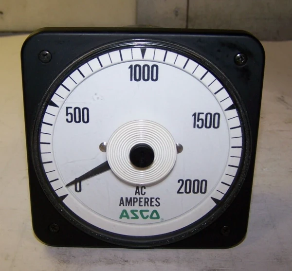 NEW ASCO CROMPTON BLS-77 0-2000 AC AMPERES PANEL METER 491942-014