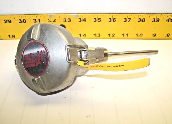 New IIS Temperature Transmitter Head With 4" Probe R5T285L483-004-00-8HN49