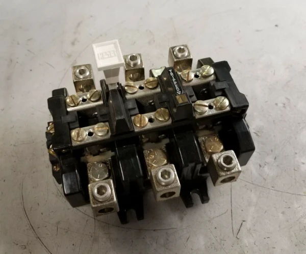 ALLEN BRADLEY 592-D0V169 OVERLOAD RELAY SERIES B 120/600 VAC 3 POLE