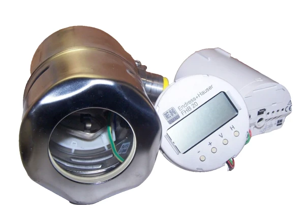 ENDRESS + HAUSER DELTAPILOT S LEVEL SENSOR DB52A-OP31FC13GE30 W/ FEB 22 & FHB20