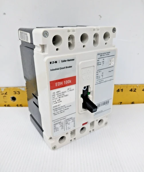 Eaton / Cutler-Hammer 150 Amp Circuit Breaker 240 VAC / 125 VDC 3 Pole EDH3150