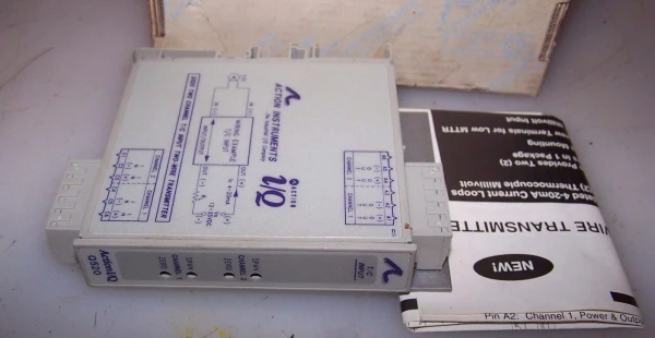 NEW ACTION INSTRUMENTS TWO-WIRE ISOLATING TRANSMITTER Q520-0001