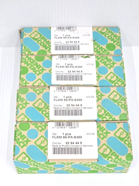 Lot of 4 New Phoenix Contact Varioface Front Adapter Module FLKM 50-PA-S300