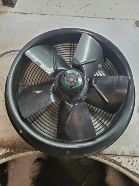 NEW EBM W40330-CA06-14 AC AXIAL FAN 230/400 VAC 190 WATT 15 1/2" OD BACK