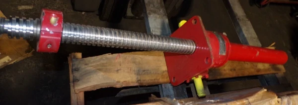 NEW POWER JACKS F825260 MACHINE SCREW JACK 46" TOTAL LENGTH 1" SHAFT 2" SCREW