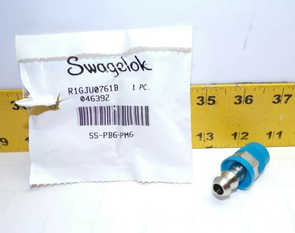 NEW SWAGELOK 3/8" MNPT x 1/2" HOSE PUSH-ON HOSE END CONNECTION SS-PB6-PM6