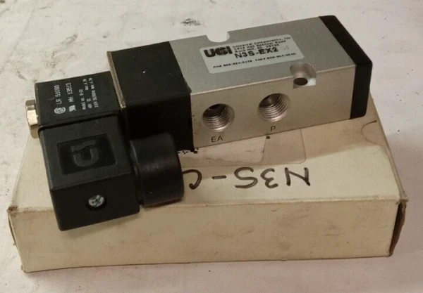 NEW UNIVERSAL CONTROLS UCI SOLENOID VALVE 1/4" NPT 48 VDC COIL N3S-EX2