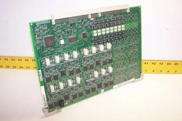 SIEMENS CONTROL CIRCUIT BOARD S30810-Q2929-X100-4 / A30810-X2929-X-4-7411