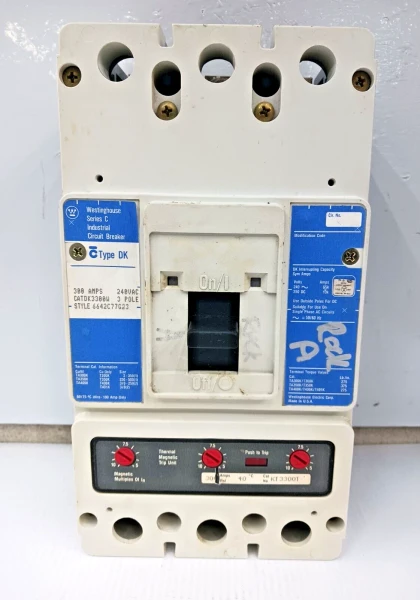 Westinghouse 300 Amp Circuit Breaker 3 Pole 240 VAC / 250 VDC DK3300W