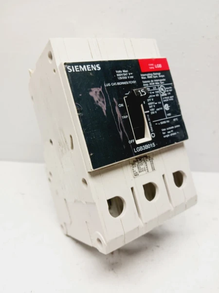 Siemens 15 Amp Bolt-On Circuit Breaker 3 Pole 600 VAC / 250 VDC LGB3B015