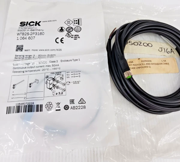 New Sick WTB2S-2P3160 Photoelectric Sensor with Cable