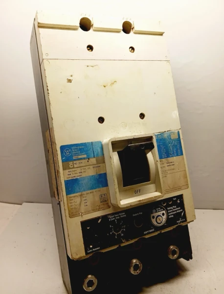 Westinghouse 800 Amp Circuit Breaker 3 Pole 600 VAC MDS3800F