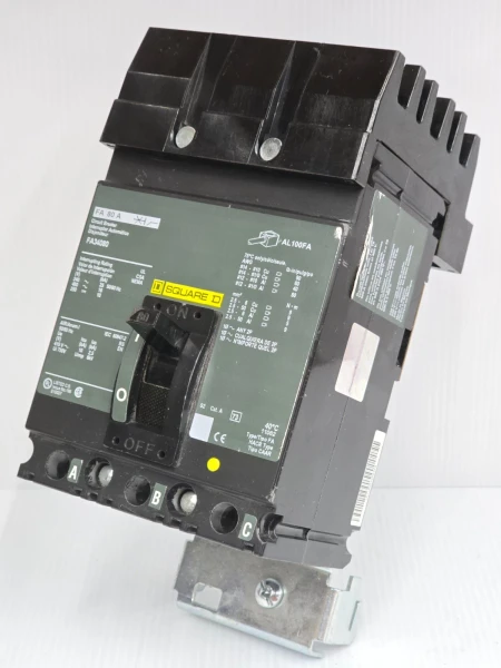 New Takeout Square D 80 Amp I-Line Circuit Breaker 480 VAC 3 Pole 25 kA FA34080