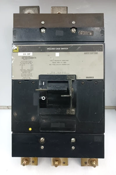 Square D 600 Amp Molded Case Switch 3 Pole 600 VAC MHF360006M8076
