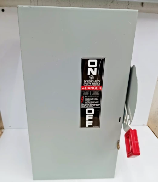 New GE 60 Amp Non-Fusible Safety Switch THN3362 3 Pole 600 Vac Nema 1