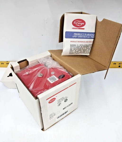New Fireye M-Series II Flame Safeguard Chassis Remote Reset 120 VAC MC120R