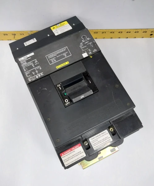 Square D 300 Amp I-Line Circuit Breaker 600 VAC 3 Pole LC36300