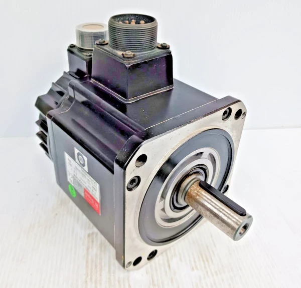 New Sanyo Denki 1.5 KW Servo Motor 2000 Rpm P6 P60B13150HXS00M