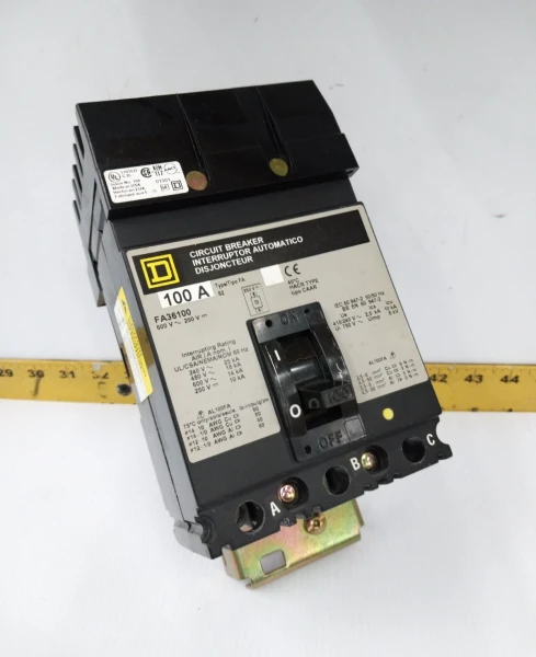Square D 100 Amp I-Line Circuit Breaker 600 VAC / 250 VDC 3 Pole FA36100