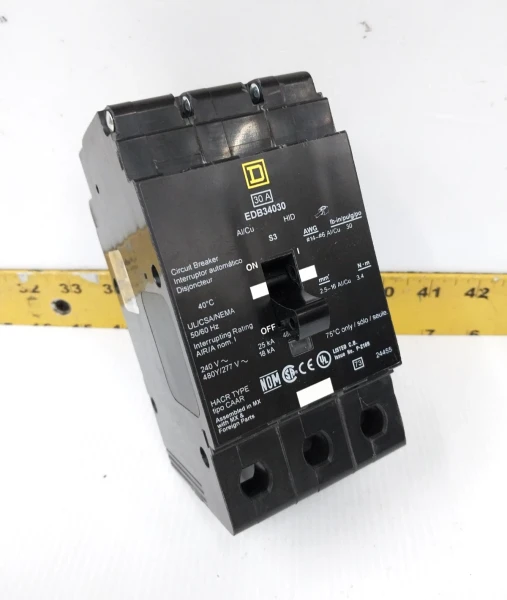 Square D 30 Amp Bolt-On Circuit Breaker 480Y/277 VAC 3 Pole EDB34030
