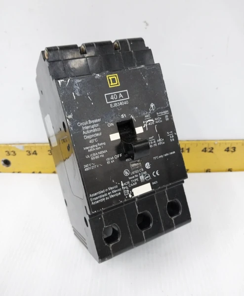 Square D 40 Amp Bolt-On Circuit Breaker 480Y/277 VAC 3 Pole EJB34040