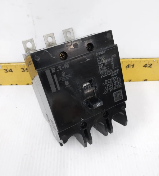 Eaton 20 Amp Bolt-On Circuit Breaker 277/480 VAC 3 Pole GHB3020 (Flaw)